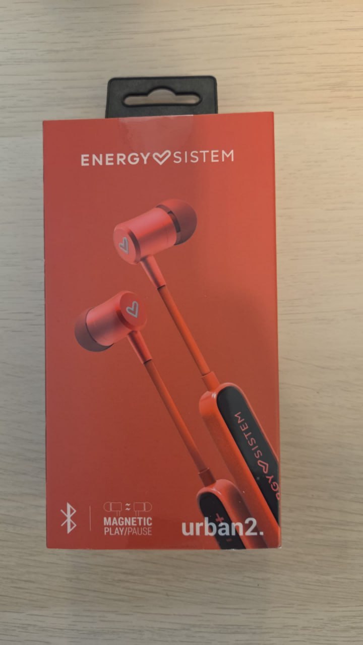Auriculares Energy Sistem Urban 2 sobre un fondo neutro