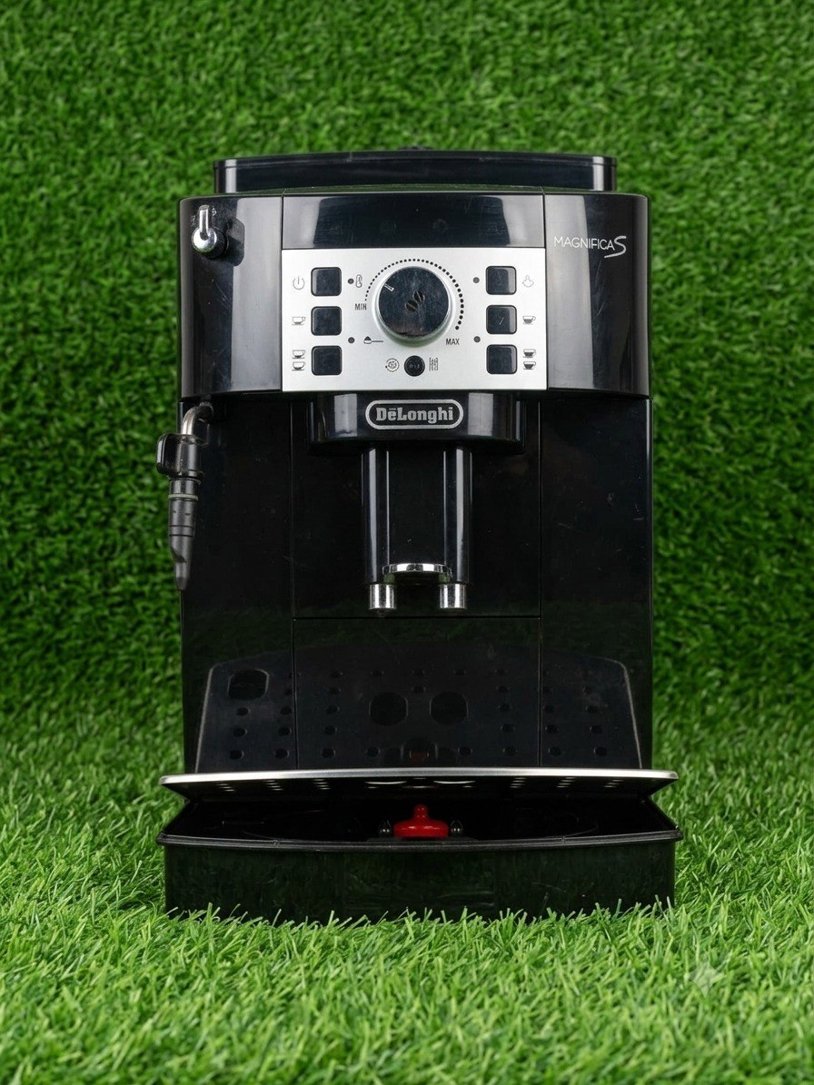 Detalle del espumador de leche de la DeLonghi Magnifica S